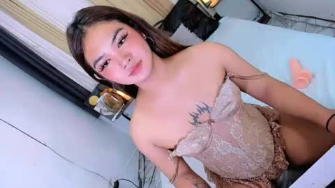 airy_lust online show from July 6, 4:53 pm
