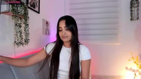 Aisha online show from February 6, 11:41 pm