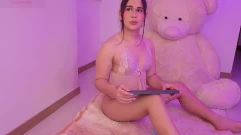 Ash             INDEPENDET MODEL  online show from March 17, 2:49 am