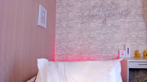 Snapshot of aisha_h chatting on March 9, 6:00 pm Aisha online show from March 9, 6:00 pm