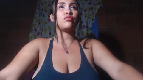 aisha koswell3 online show from February 2, 11:32 pm