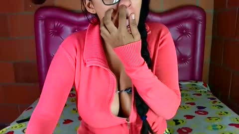 Snapshot of aisha_koswell3 chatting on October 9, 11:41 am aisha koswell3 online show from October 9, 11:41 am