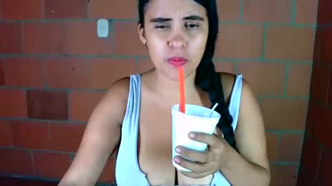 Snapshot of aisha_koswell3 chatting on November 28, 6:27 am aisha koswell3 online show from November 28, 6:27 am