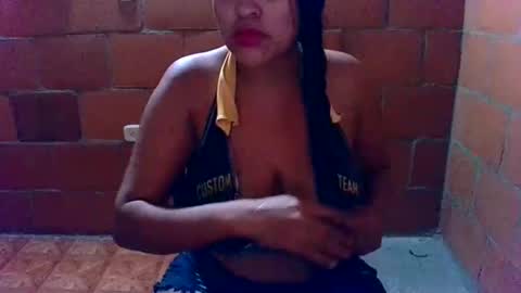 Snapshot of aisha_koswell3 chatting on November 29, 10:13 pm aisha koswell3 online show from November 29, 10:13 pm