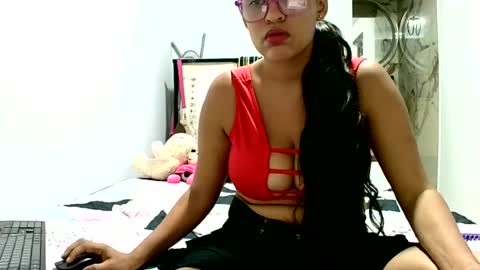 aisha koswell3 online show from July 21, 6:32 pm