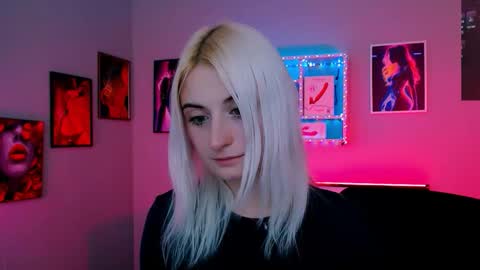 aisha_mell online show from February 3, 9:09 pm