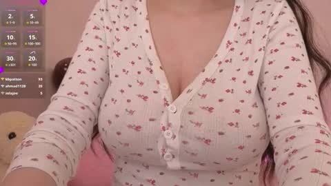 Aisha online show from March 21, 8:19 am