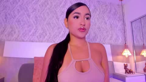 Aisha online show from October 6, 2:58 pm