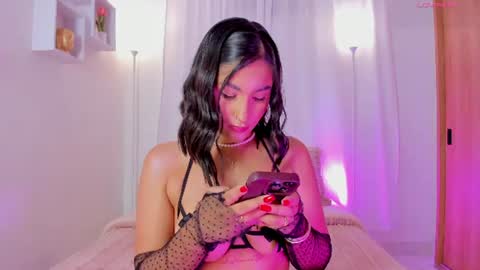 Snapshot of aishapeyton_ chatting on June 27, 7:24 am Aisha online show from June 27, 7:24 am
