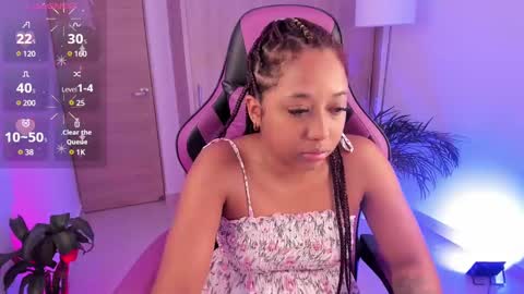 Snapshot of aisharose_ chatting on February 1, 7:44 pm Aisha online show from February 1, 7:44 pm