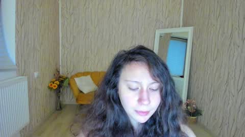 Snapshot of aisharouhi chatting on December 8, 5:29 am Aisha online show from December 8, 5:29 am