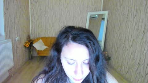 Snapshot of aisharouhi chatting on December 20, 5:25 am Aisha online show from December 20, 5:25 am