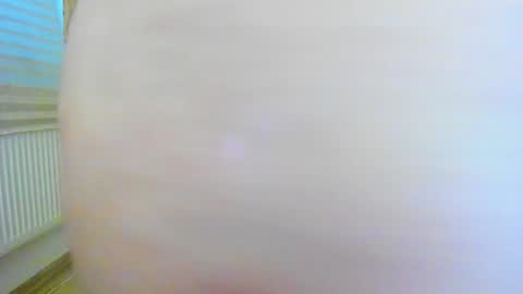 Snapshot of aisharouhi chatting on December 21, 5:36 am Aisha online show from December 21, 5:36 am