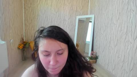 Snapshot of aisharouhi chatting on January 10, 11:54 am Aisha online show from January 10, 11:54 am