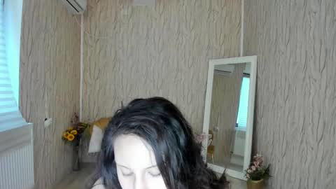 Snapshot of aisharouhi chatting on February 15, 5:30 am Aisha online show from February 15, 5:30 am