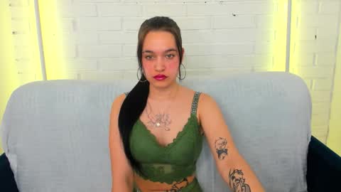 Snapshot of aishatempt chatting on March 13, 8:54 am aishatempt online show from March 13, 8:54 am