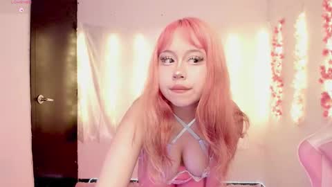 Snapshot of aissen__star chatting on November 3, 9:05 pm Mar online show from November 3, 9:05 pm