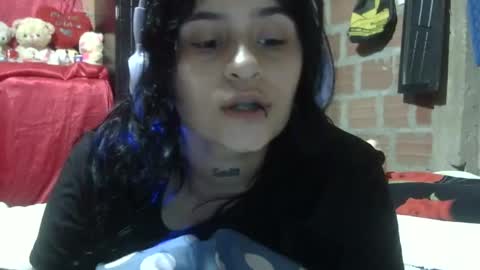 Snapshot of aitana23_ chatting on September 28, 12:49 am aiti online show from September 28, 12:49 am