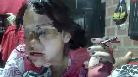 Snapshot of aitana23_ chatting on October 10, 2:10 am aiti online show from October 10, 2:10 am