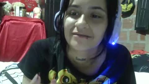 Snapshot of aitana23_ chatting on October 17, 1:20 am aiti online show from October 17, 1:20 am