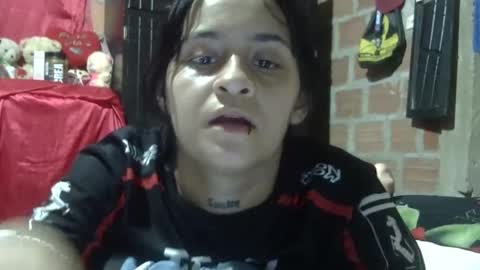 Snapshot of aitana23_ chatting on October 27, 12:36 am aiti online show from October 27, 12:36 am