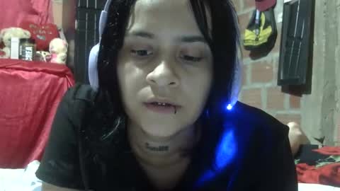 Snapshot of aitana23_ chatting on October 29, 12:46 am aiti online show from October 29, 12:46 am