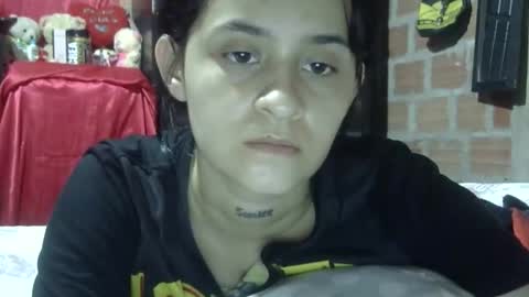 Snapshot of aitana23_ chatting on November 8, 12:33 am aiti online show from November 8, 12:33 am