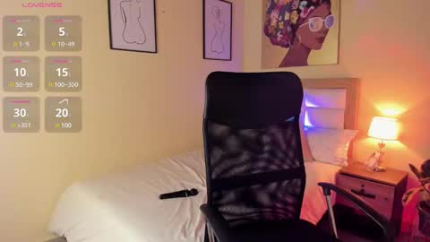 Aitana Brown online show from December 12, 1:43 am