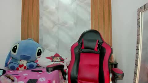 aitana online show from December 19, 2:24 pm