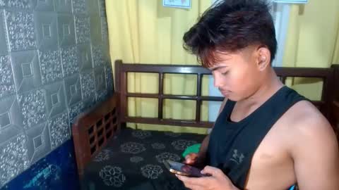 aivanboyyy online show from April 28, 2:44 pm