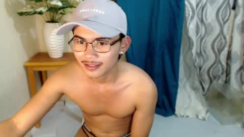 aivanboyyy online show from July 15, 10:59 pm