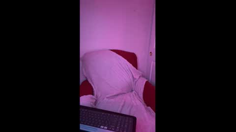 ajsquirts online show from November 3, 1:51 am