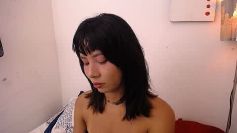 A K A N E  U W U online show from May 31, 2:35 pm