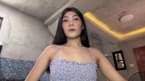 Snapshot of akari_22 chatting on May 25, 2:39 am Akari Tracy online show from May 25, 2:39 am