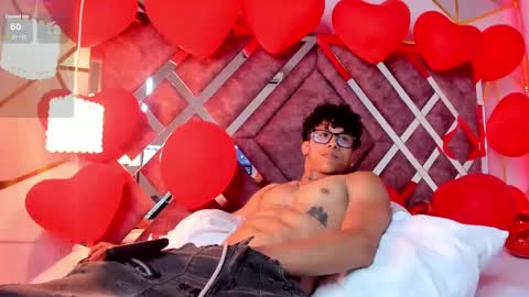 akazaboy online show from February 23, 6:39 am