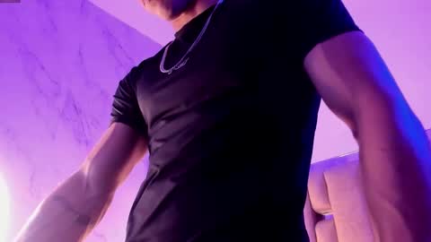 akazaboy online show from December 20, 5:25 am