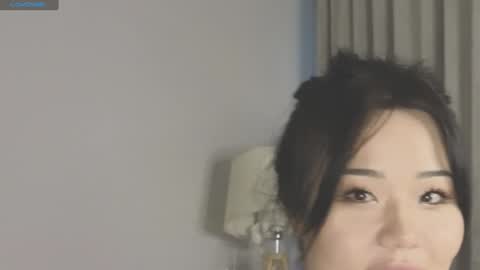 Snapshot of ake_mi chatting on December 3, 4:03 am Akemi your little tyan online show from December 3, 4:03 am