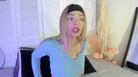 Snapshot of akemi__ chatting on June 13, 4:32 am Abby Angel online show from June 13, 4:32 am