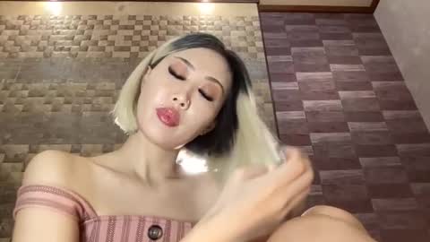 Akemi online show from September 30, 9:42 pm