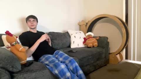 Snapshot of akexclusive chatting on December 17, 2:23 pm akexclusive online show from December 17, 2:23 pm