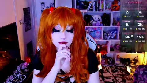 Snapshot of aki__ra chatting on April 24, 6:21 pm Aki online show from April 24, 6:21 pm