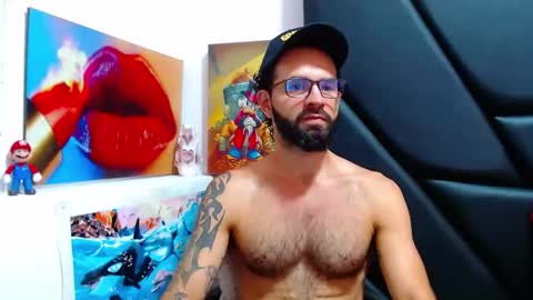 akiles online show from May 26, 11:45 pm