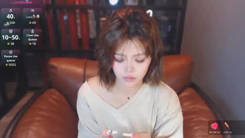 Snapshot of akina520 chatting on June 4, 10:21 am Aki online show from June 4, 10:21 am