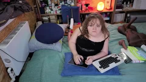 Natalie online show from November 25, 6:02 am