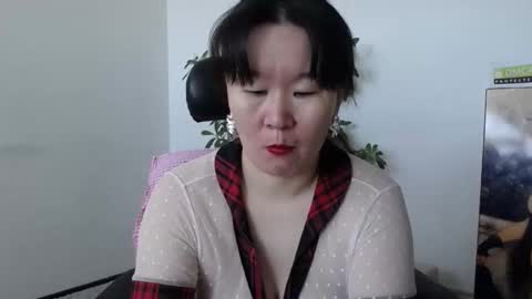 Snapshot of akira_xx chatting on October 12, 2:21 am Akira online show from October 12, 2:21 am