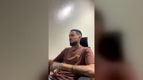 akiracontas123 online show from June 15, 2:41 pm