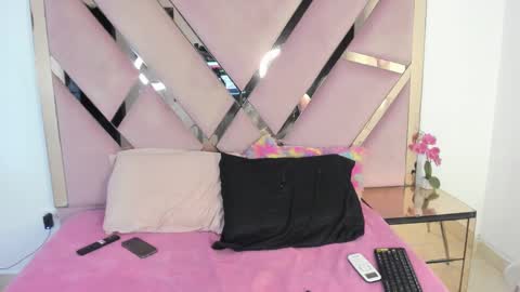 akiraht online show from September 20, 9:05 pm