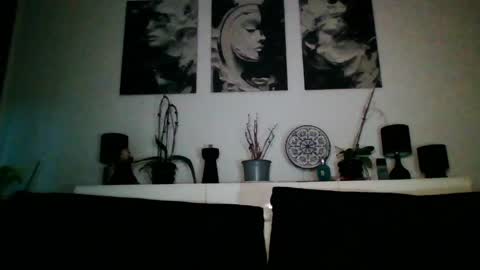 MIHAELA online show from May 25, 6:03 pm