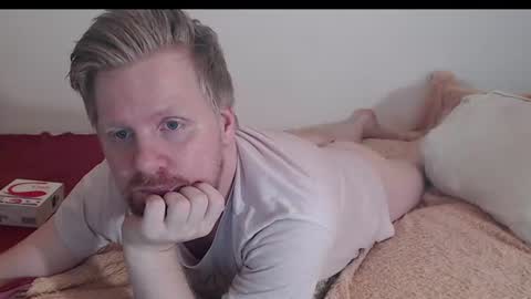 aktavian_w online show from July 19, 7:23 am