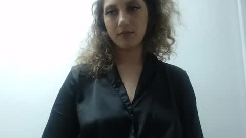 Snapshot of akyragrace chatting on May 12, 9:12 pm akyragrace online show from May 12, 9:12 pm